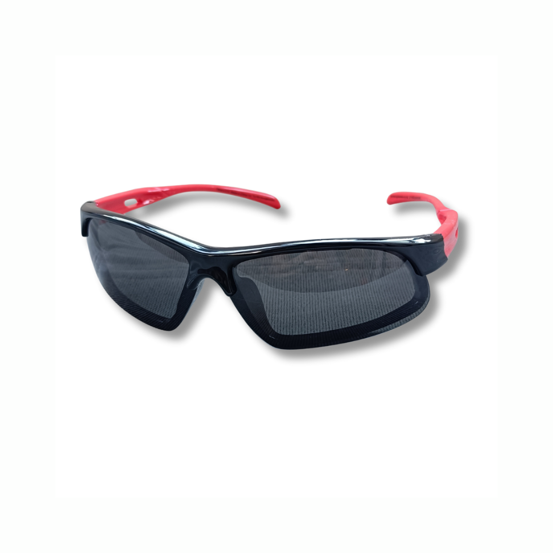 Tākaro Black Red kids sports sunglasses NZ ages 6+ — Te Rā