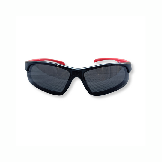 Tākaro Black Red kids sports sunglasses NZ ages 6+ — Te Rā