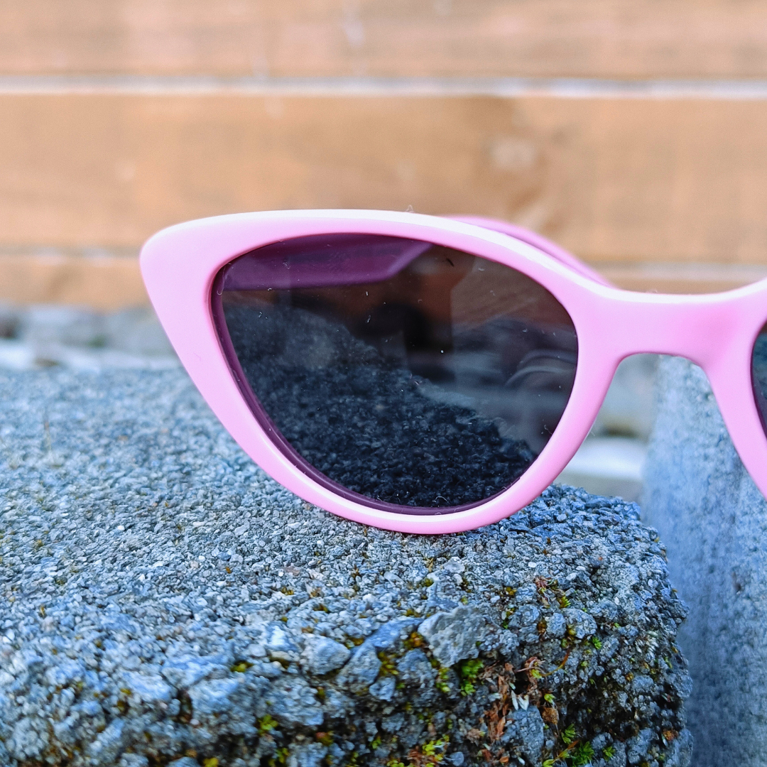 Māhanga Flamingo Pink cat-eye kids sunglasses NZ ages 4+ — Te Rā