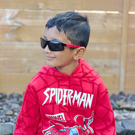 Tākaro Black Red kids sports sunglasses NZ ages 6+ — Te Rā